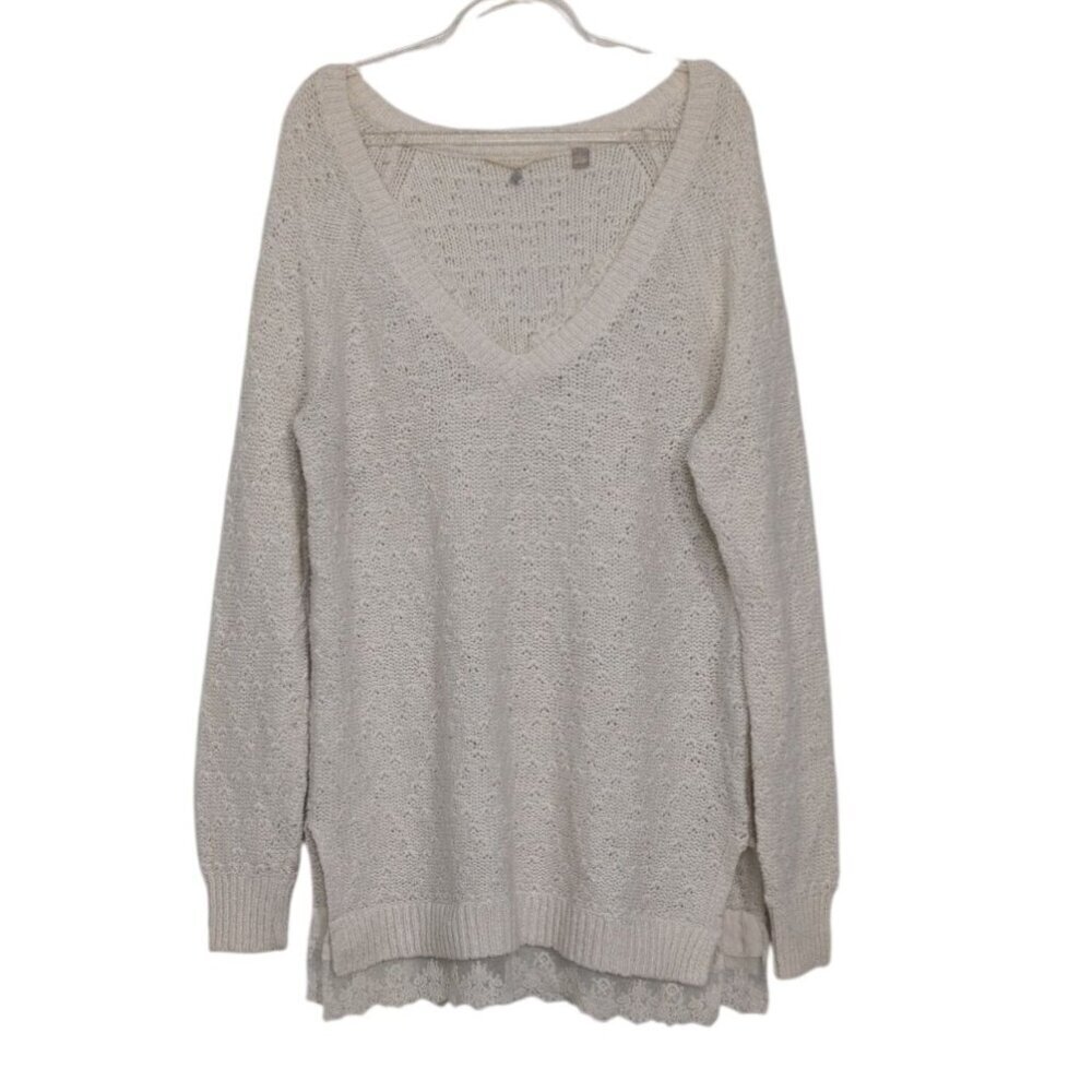 Knitted & Knotted Lace Hem Sweater Womens Size Medium White V Neck Boho Coquette
